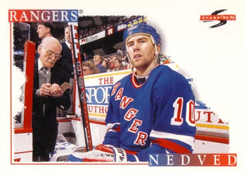 1995-96 Score #220 Petr Nedved Front
