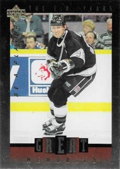 1995-96 Upper Deck Be a Player - Great Memories #GM02 Wayne Gretzky Front