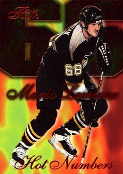1996-97 Flair - Hot Numbers #7 Mario Lemieux Front