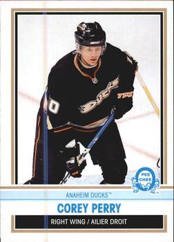 2009-10 O-Pee-Chee - Retro Blank Back #NNO Corey Perry  Front