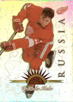 1997-98 Leaf International Stars - Universal Ice #31 Vyacheslav Kozlov Front