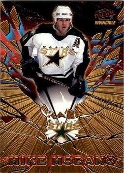 1997-98 Pacific Invincible - Feature Performers #11 Mike Modano Front
