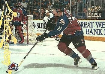 1997-98 Pacific Paramount #49 Peter Forsberg Front