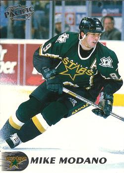1998-99 Pacific #SAMPLE Mike Modano  Front