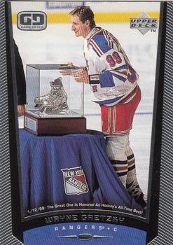 1998-99 Upper Deck #135 Wayne Gretzky Front