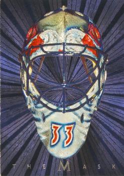 2001-02 Be a Player Between the Pipes - The Mask #NNO Patrick Roy Front