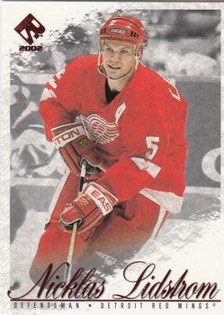 2001-02 Pacific Private Stock #35 Nicklas Lidstrom Front