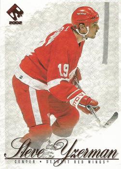 2001-02 Pacific Private Stock #38 Steve Yzerman Front