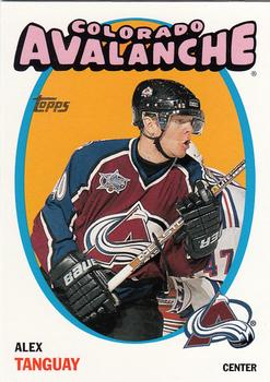 2001-02 Topps - 1971-72 Heritage #12 Alex Tanguay Front