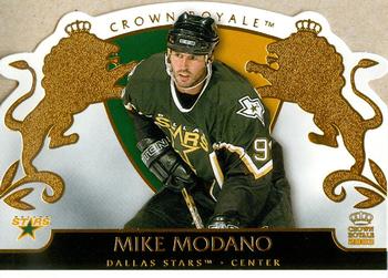2002-03 Pacific Crown Royale #30 Mike Modano Front