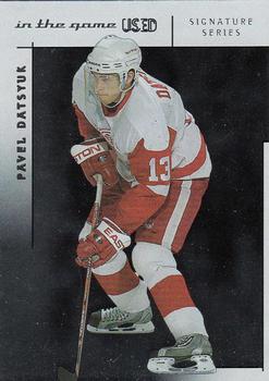 2003-04 In The Game Used Signature Series #5 Pavel Datsyuk Front