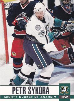 2003-04 Pacific #10 Petr Sykora Front