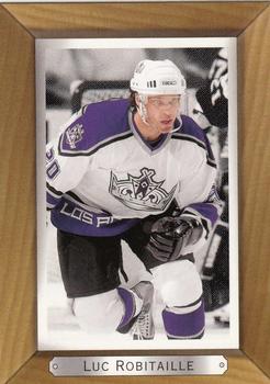 2003-04 Upper Deck Beehive #91 Luc Robitaille Front