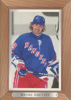 2003-04 Upper Deck Beehive #81 Wayne Gretzky Front