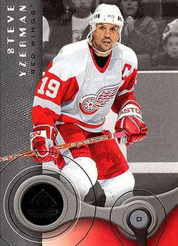 2005-06 SP Game Used #35 Steve Yzerman Front