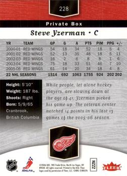 2006-07 Flair Showcase #228 Steve Yzerman Back