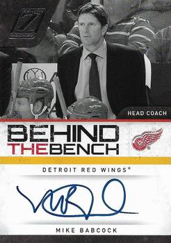 2010-11 Panini Zenith - Behind the Bench Autographs #2 Mike Babcock Front