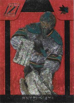 2010-11 Panini Zenith - Red Hot #77 Antti Niemi Front