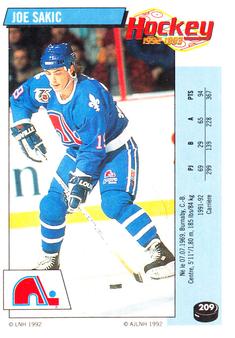 1992-93 Panini Hockey Stickers (French) #209 Joe Sakic  Front