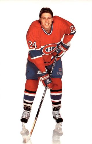 1995-96 Montreal Canadiens #NNO Lyle Odelein Front