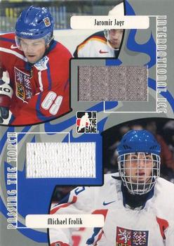 2006-07 In The Game Used International Ice - Passing The Torch #PT-16 Jaromir Jagr / Michael Frolik Front