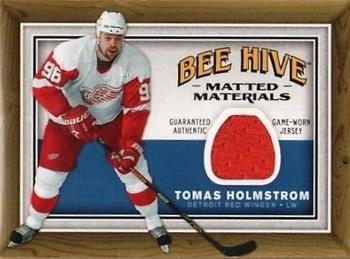 2006-07 Upper Deck Beehive - Matted Materials #MM-TH Tomas Holmstrom Front
