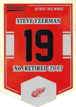2012-13 Panini Classics Signatures - Banner Numbers #EN31 Steve Yzerman Front