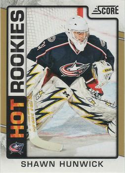 2012-13 Score - Gold Rush #525 Shawn Hunwick Front