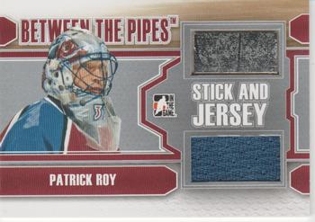 2012-13 In The Game Between The Pipes - Stick and Jersey Silver #SJ-04 Patrick Roy Front