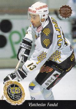 1994-95 Leaf Sisu SM-Liiga (Finnish) #327 Vjatcheslav Fandul Front