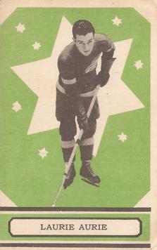 1934-35 O-Pee-Chee (V304B) #51 Larry Aurie Front