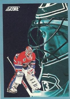 1992-93 Score Canadian #489 Patrick Roy Front
