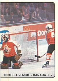 1979 Panini Hockey Stickers #32 Canada vs. Czechoslovakia Front