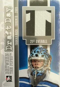 2013-14 In The Game Between the Pipes - Draft Day Jerseys Silver #DD-02 Tuukka Rask Front