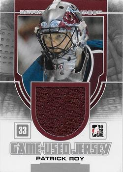 2013-14 In The Game Between the Pipes - Game-Used Jersey Silver #GUM-48 Patrick Roy Front