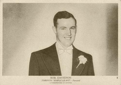 1939-40 O-Pee-Chee (V301-1) #5 Bob Davidson Front
