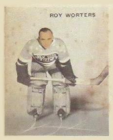 1933-34 World Wide Gum Ice Kings (V357) #11 Roy Worters Front
