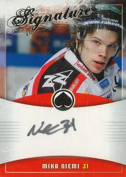 2010-11 Cardset Finland - Signature #NNO Mika Niemi Front