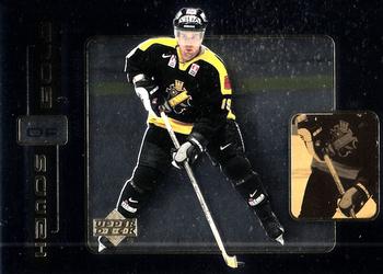 1999-00 Upper Deck Swedish Hockey League - Hands of Gold #H1 Mats Lindberg Front