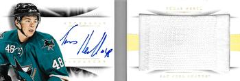2013-14 Panini National Treasures - Rookie Jumbo Fight Strap Booklet Autograph #RB-THE Tomas Hertl Front