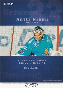 2006-07 Cardset Finland - Between the Pipes Gold #17 Antti Niemi Back