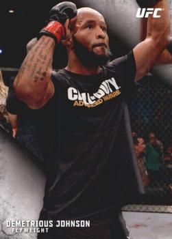 2015 Topps UFC Knockout #10 Demetrious Johnson Front