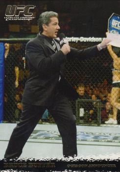 2009 Topps UFC Round 1 - Gold #99 Bruce Buffer Front
