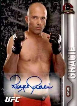 2015 Topps UFC Champions - Autographs #FA-RG Royce Gracie Front