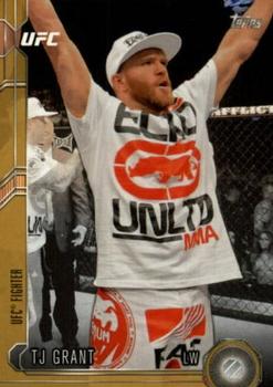 2015 Topps UFC Chronicles - Gold #82 TJ Grant Front