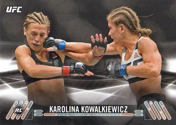 2017 Topps UFC Knockout #76 Karolina Kowalkiewicz Front