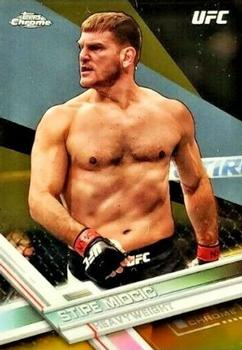 2017 Topps Chrome UFC - Gold Refractor #19 Stipe Miocic Front