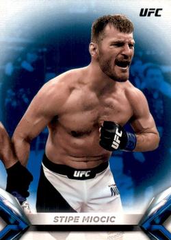 2018 Topps UFC Knockout - Blue #16 Stipe Miocic Front