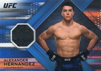 2019 Topps UFC Knockout - Knockout Relics Blue #KR-AH Alexander Hernandez Front