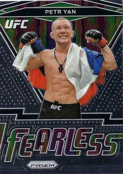 2021 Panini Prizm UFC - Fearless #21 Petr Yan Front